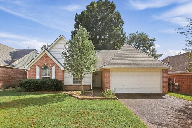 Building Photo - 7121 Showboat Ln