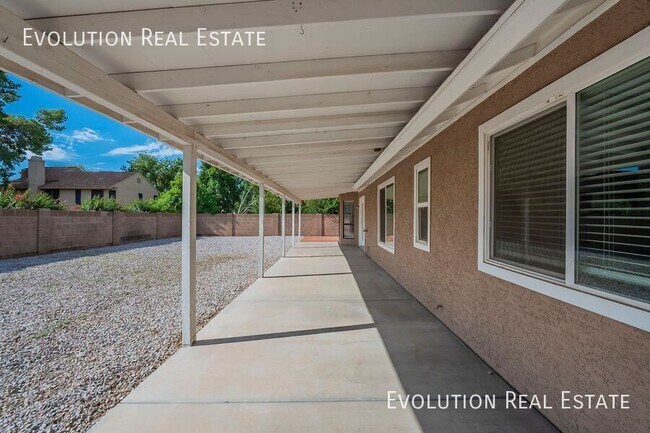 Building Photo - 6443 E Sandra Terrace