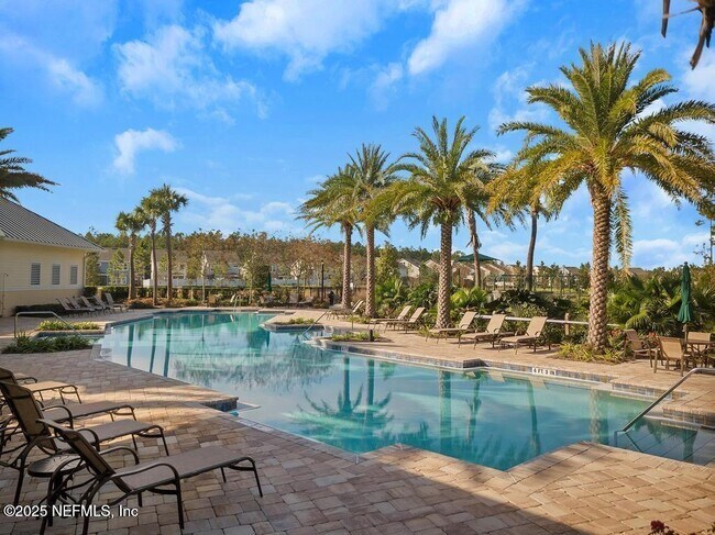 Building Photo - 23 Catesby Ln