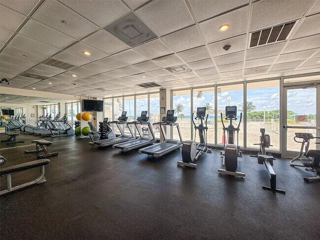 Building Photo - 5701 Collins Ave