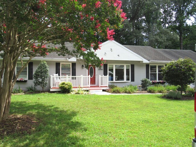 Primary Photo - 23041 Holly Ct