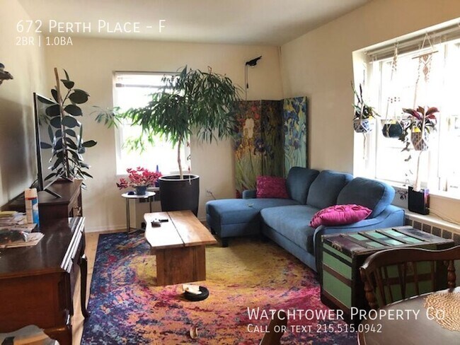 Primary Photo - 672 Perth Pl