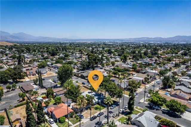 Building Photo - 2105 Genevieve St