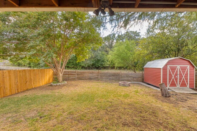 Building Photo - 16031 Watering Point Dr