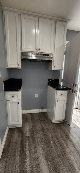 Building Photo - 10408 Anzac Ave