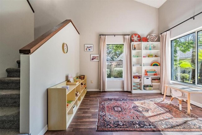 Building Photo - 16105 Stowe Ct