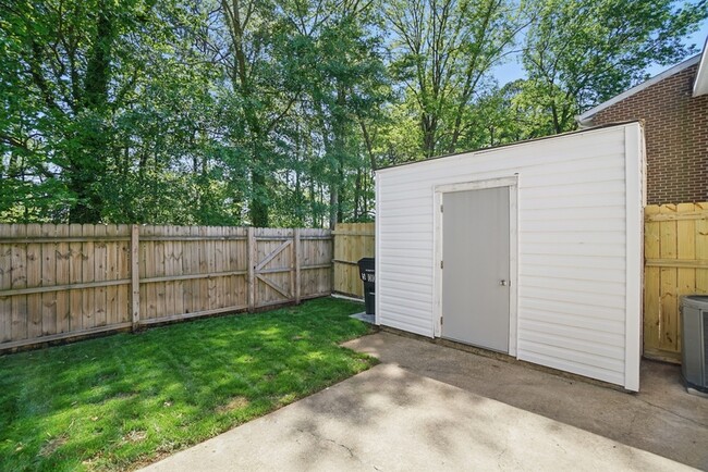 Building Photo - 5009 Ashforth Ct