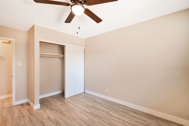 Building Photo - 5-Bedroom Tempe Home with Private Pool Near ASU Campus