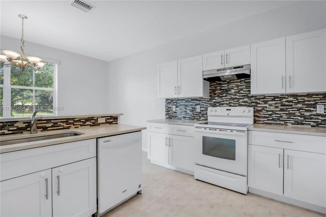 Building Photo - 1042 Bluewood Terrace