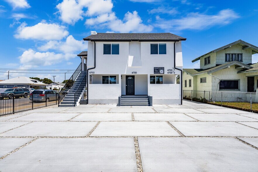 Building Photo - 4700 S Gramercy Pl