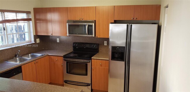 Building Photo - 14116 SW 260th St