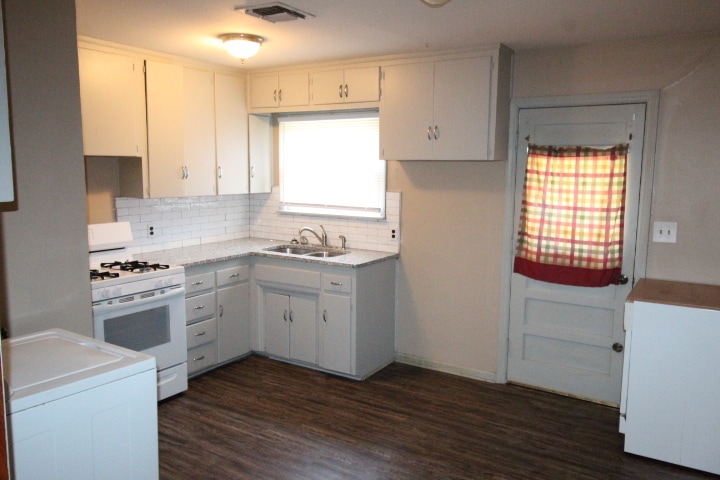 Building Photo - 524 E Atkinson Dr