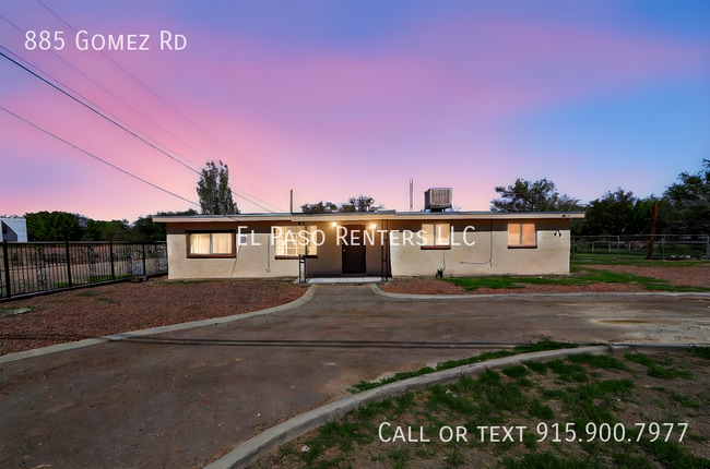 Building Photo - 885 Gomez Rd