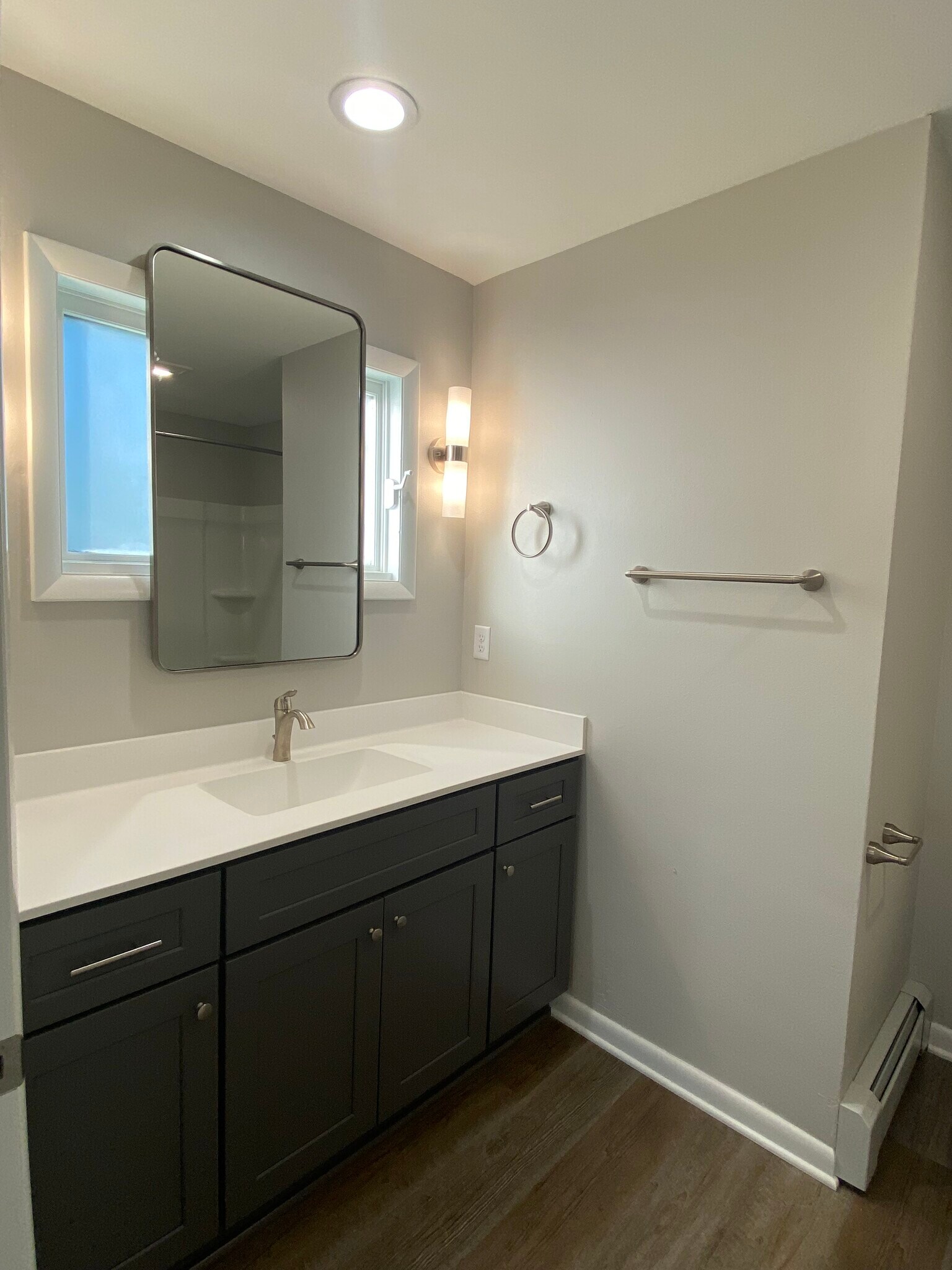 Primary Bath - 144 Main St