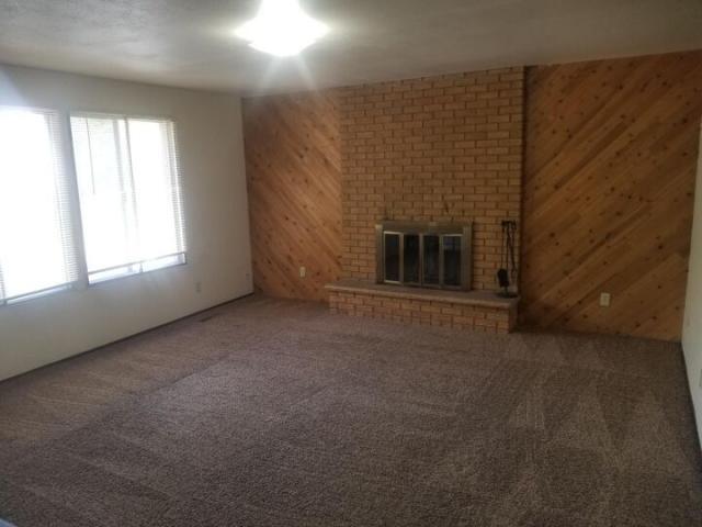 Building Photo - 3 bedroom in Billings MT 59102