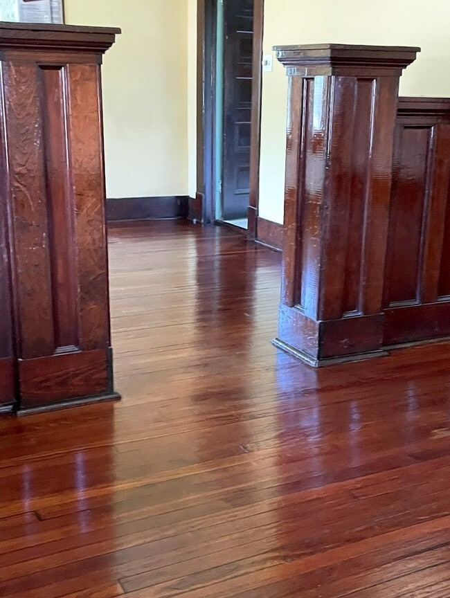 Building Photo - 1701 Sylvester Rd