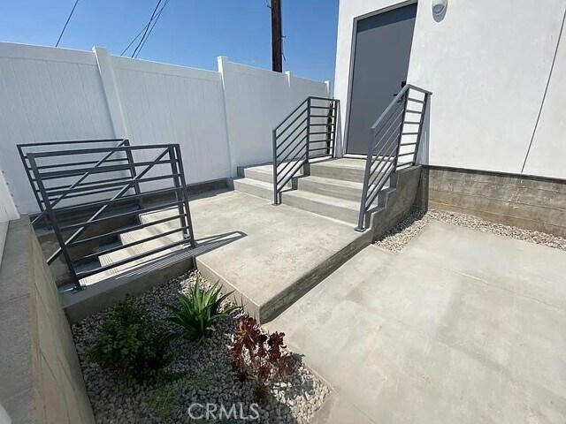 Building Photo - 10453 Etiwanda Ave