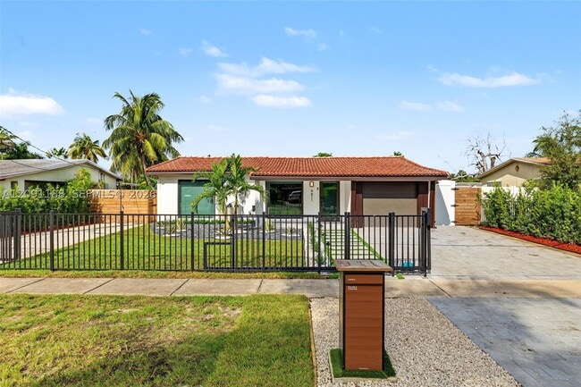 Building Photo - 4611 SW 34th Dr
