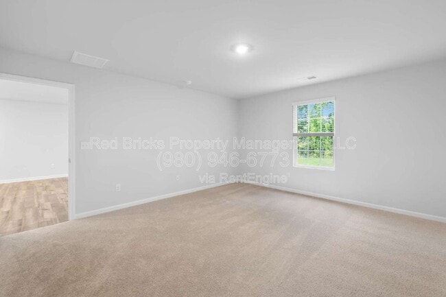 Building Photo - 10154 Chatham Run Ln