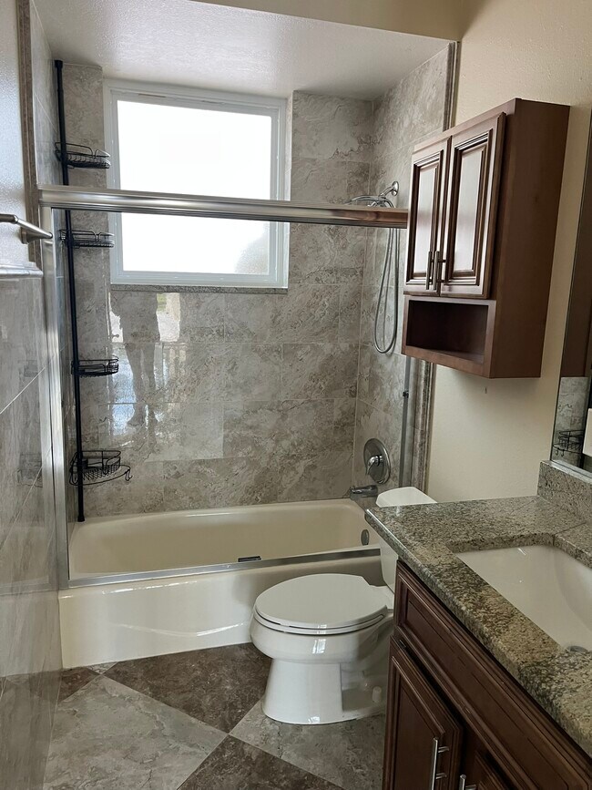 Building Photo - 2209 Belchery Ct Dr