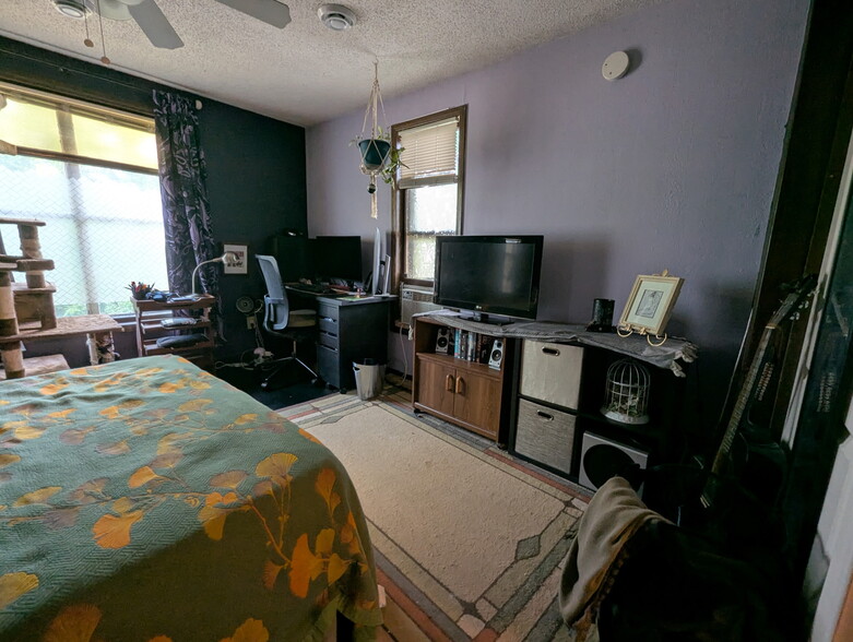 Bedroom 1 - 2212 Madison St NE