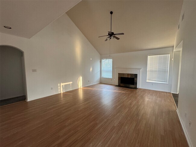 Building Photo - 6311 Auburn Terrace Ct