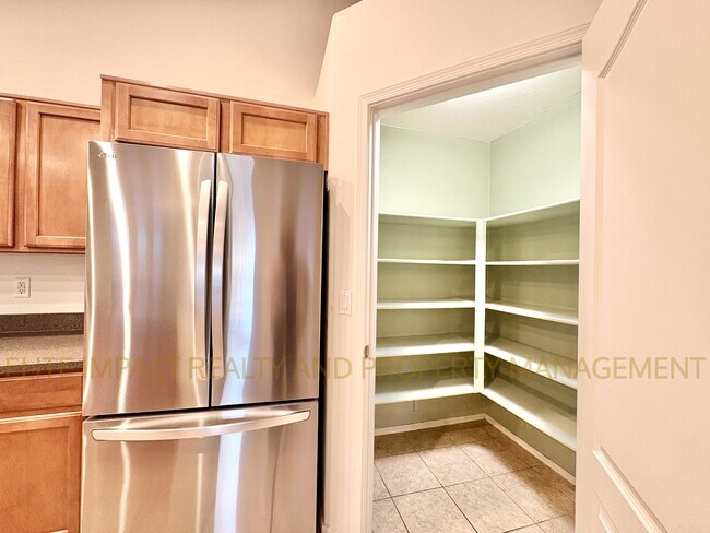 Building Photo - 7159 E Cherrywood St