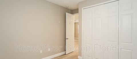 Building Photo - 2119 Hanford Ln