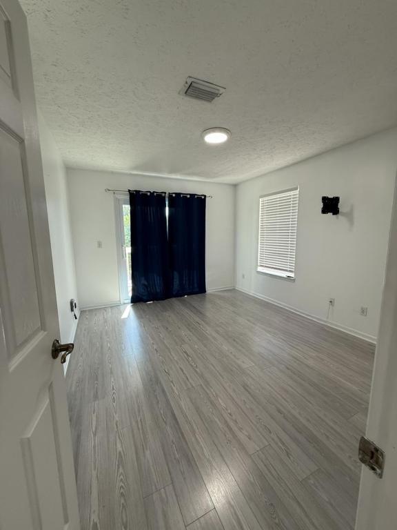 Building Photo - 17690 Front Beach Rd