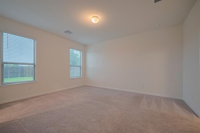 Building Photo - 5727 Texas Sage Dr