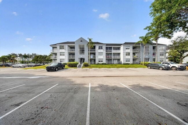 Building Photo - 8540 SW 212th St