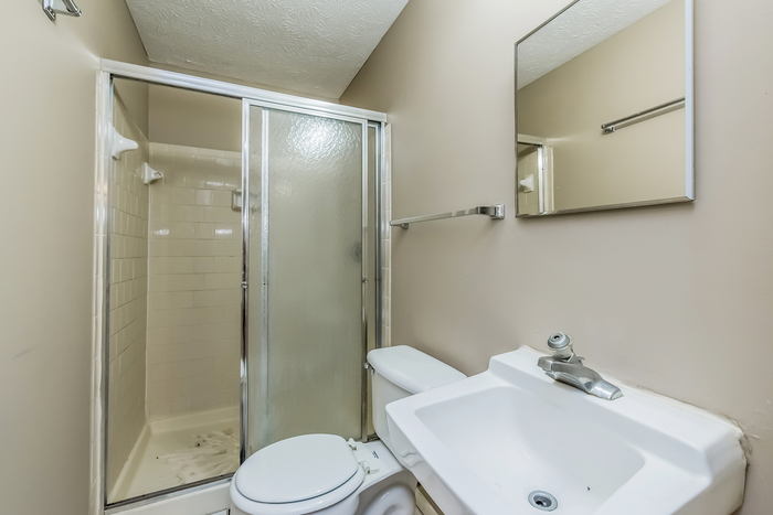 Building Photo - 4784 White Oak Trail