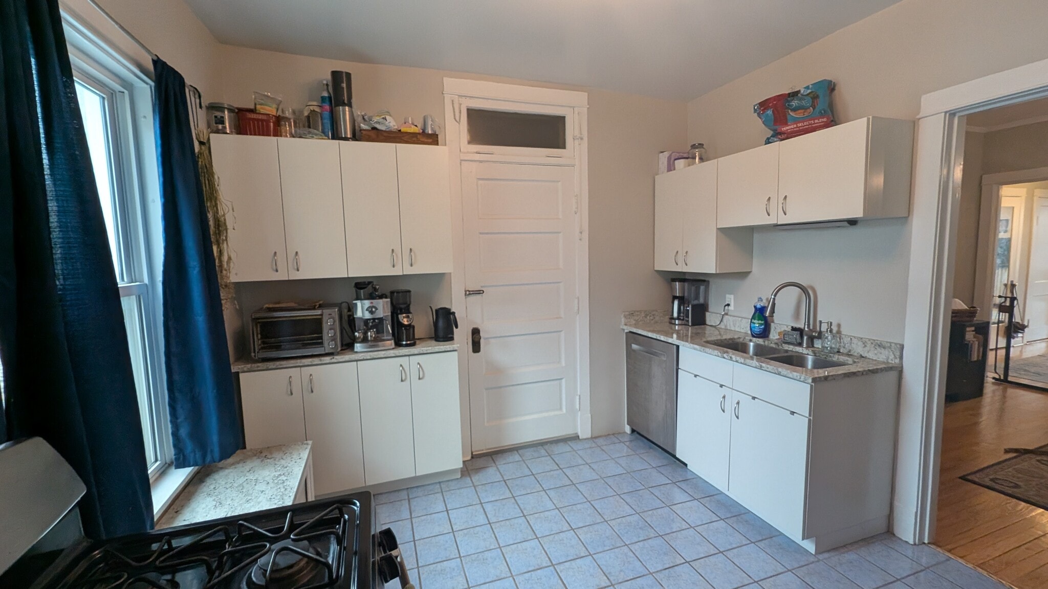Kitchen with ceramic tile floor - 2176 W Windsor Ave