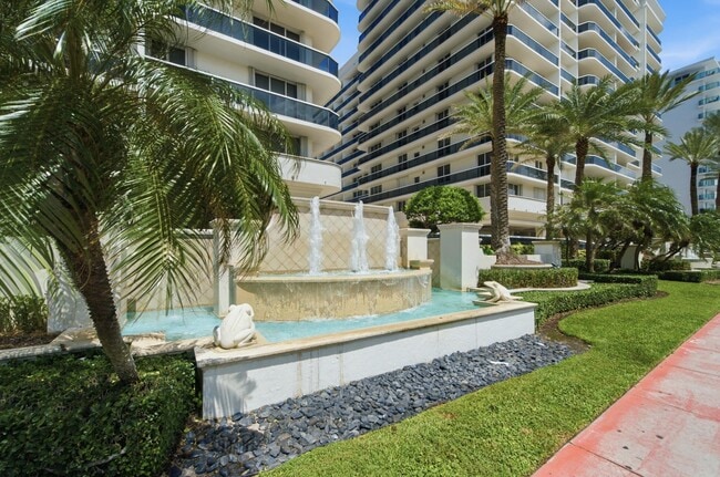 Building Photo - 9595 Collins Ave