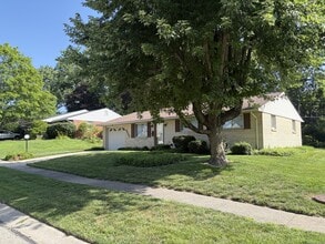 Building Photo - 6537 Highbury Rd
