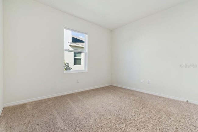 Building Photo - 5235 Mahogany Dr