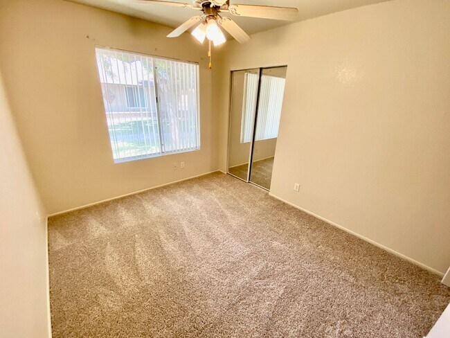 Building Photo - 3 Bedroom 2 Bathroom in Scottsdale
