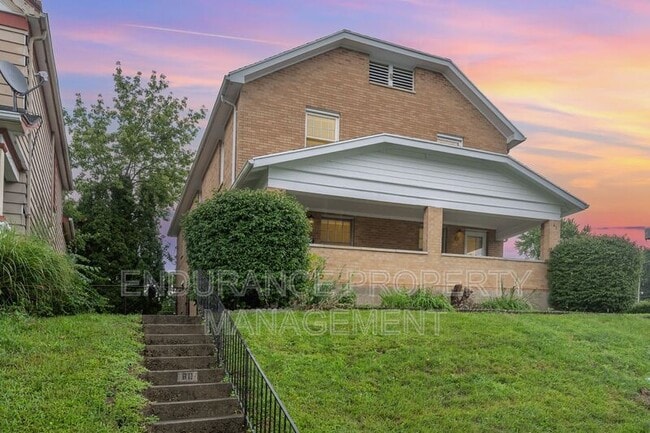 Primary Photo - 60 Indiana Ave