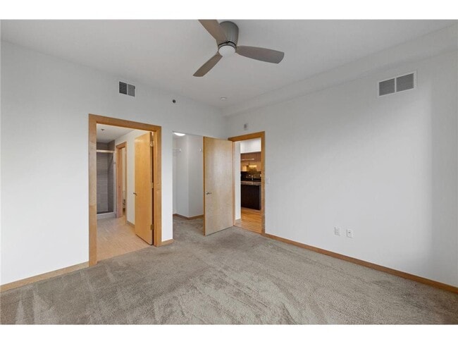 Building Photo - 740 Portland Ave