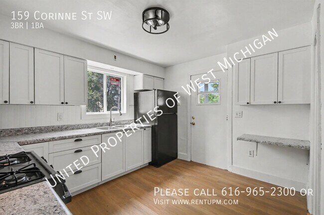 Building Photo - 159 Corinne St SW