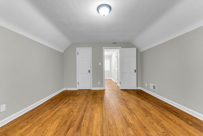 Building Photo - 2555 Saybrook Rd