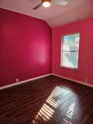 Building Photo - 4036 Glenwyck Dr E