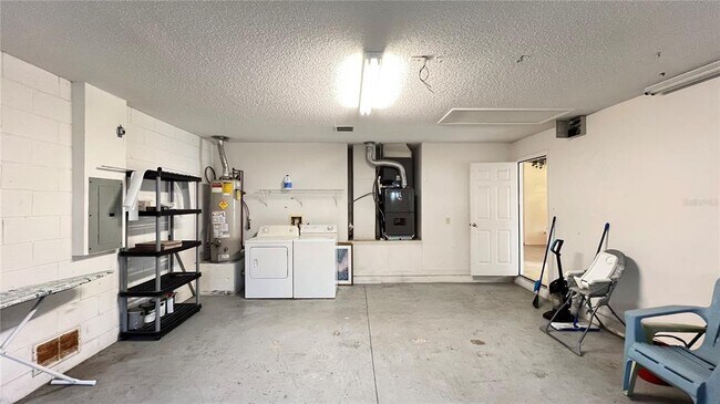 Building Photo - 2676 Autumn Creek Cir