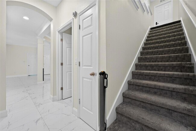 Building Photo - 2260 Pickford Cir