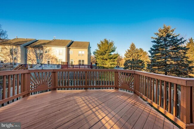 Building Photo - 6801 Fallard Place