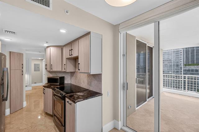 Building Photo - 701 Brickell Key Blvd