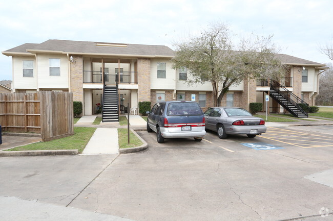 Building Photo - West Columbia Plaza Apartments