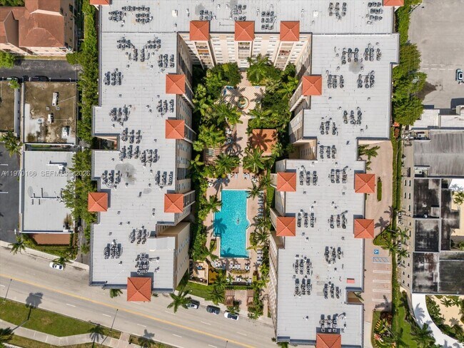 Building Photo - 1803 N Flagler Dr