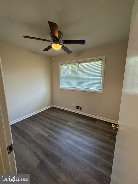 Building Photo - 7716 Bristow Dr