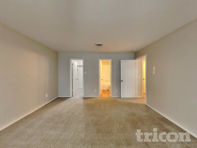 Building Photo - 9806 Burr Press Ln